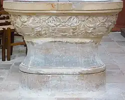 Taufbecken in Écouen