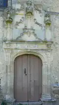 Portal der Kirche Saint-Cyr-et-Sainte-Julitte