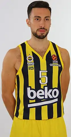 Akpınar im Fenerbahçe Istanbul 2021