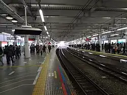 Bahnsteige von Tōkyū