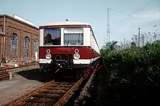 Zug der Baureihe 276.1 im S-Bw Grünau, 1986