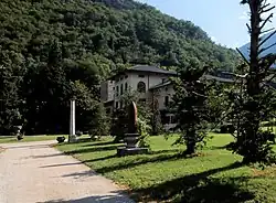 Villa Castelbarco mit Parkanlage