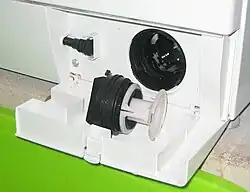 Kleinteilfalle ohne Gitterstruktur einer Waschmaschine