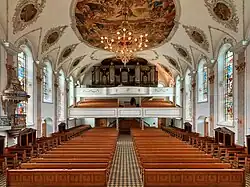 Blick nach Westen auf die Emporen, 2020