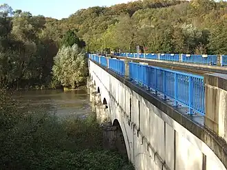 Kanalbrücke über die Mosel