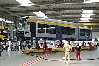 Heck eines NGT12-LEI im Bautzner Bombardier-Werk (2006)