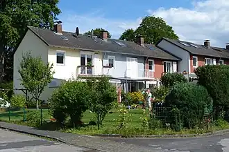 Typische Reihenhäuser, Gartenseite