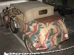 Leichter geländegängiger PKW, Tempo G1200 mit Einheitsprotzhaken