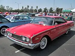 Ford Galaxie Starliner (1960)
