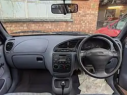 Innenraumansicht (Rechtslenker)