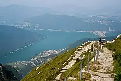 Ausblick vom Gipfel nach Melide