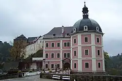 Schloss und Burg Bečov