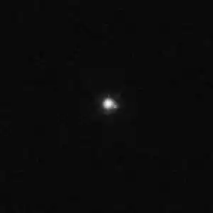 Aufnahme von Gǃkúnǁʼhòmdímà und Gǃòʼé ǃHú (rechts) durch das Hubble-Weltraumteleskop (2018).