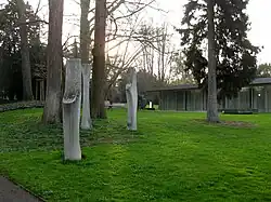 Drei Stelen (1965), Park vor dem Kanzlerbungalow Bonn
