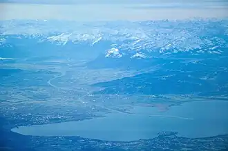 Das Alpenrheintal, eine Talungslandschaft die sich vom Alpenvorland am Bodensee bis in die Zentralalpen erstreckt