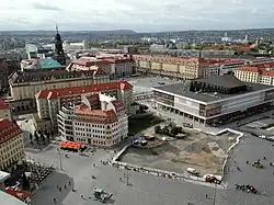 Blick von der Frauenkirche über den wiederentstehenden Neumarkt und Altmarkt, 2012