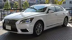 Lexus LS 600h (2013–2018)