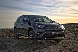 Toyota RAV4 Hybrid (2016–2018)