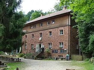 Oppauer Haus an der Ostflanke
