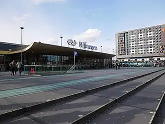 Haupteingang des Bahnhofs (2019)