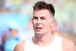 Paweł Wiesiołek beendete seinen Zehnkampf nach der achten Übung, dem Stabhochsprung