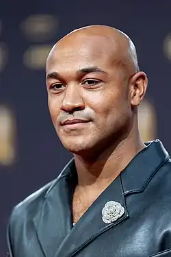 Schasupielerportraits von Malick Bauer