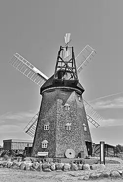 Erdholländerwindmühle