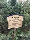 Eine der zahlreichen Informationstafeln im Hochmoor
