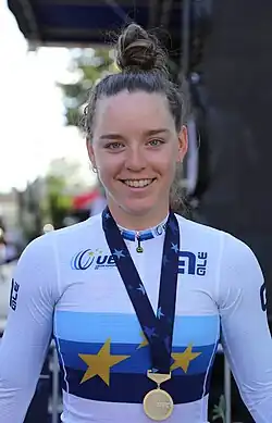 Katrijn De Clercq als U23-Europameisterin im Zweier-Mannschaftsfahren (2024)