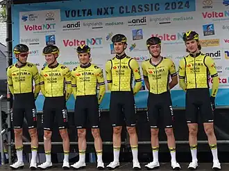 Mannschaftsfoto Team Visma-Lease a Bike