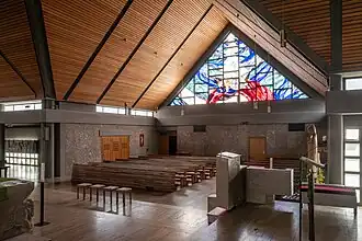 Blick in die Seitenkapelle