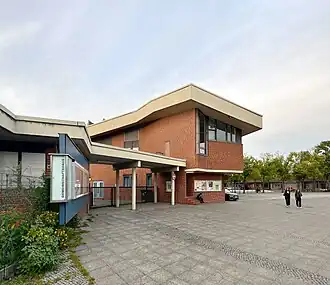 Gemeinschaftshaus, Entwurf Ingrid & Anatol Ginelli, Ausführung 1970–1973