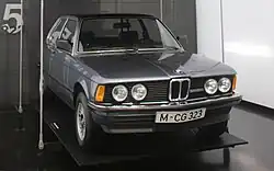 BMW 323i