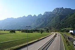 Autobahn A3 mit Blick auf die Churfirsten