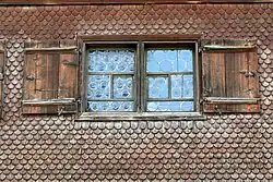 Detail des Gebäudes (Fenster)