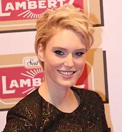 Kim Hnizdo Staffel 11