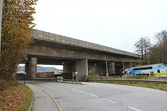Westautobahn – Talübergang Kasern