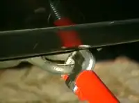 Abschleppöse (hinten) mit eingehängter PKW-Abschleppstange