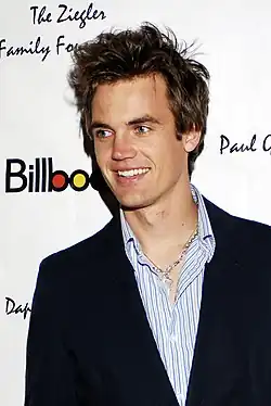 Tyler Hilton spielte Chris Keller