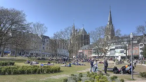 Aachen, Elisengarten – Frühling 2012