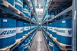 Schmierstoffe von Addinol im Lager