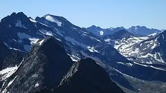 Rosswandspitze (links im Hintergrund) von der Ahornspitze