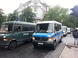 Mannschaftswagen der Bereitschaftspolizei Berlin