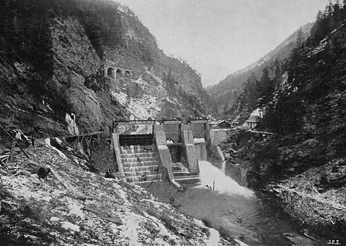 Stauwehr Nisellas, 1983 abgebrochen