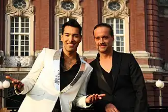 Alex Swings Oscar Sings!