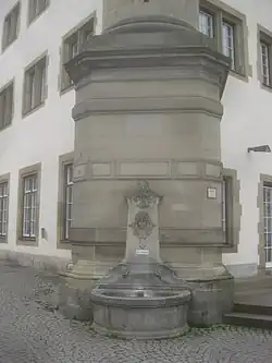 Frontseite mit Kosakenbrünnele.