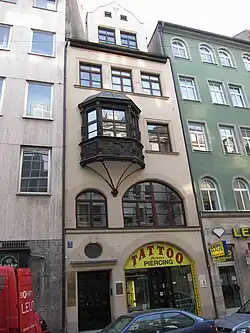 Wohn- und Geschäftshaus J. Baun (erbaut 1899)