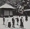 Skifahrer an der Leopoldshütte um 1911