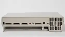 Foto: Amiga 1000 von hinten
