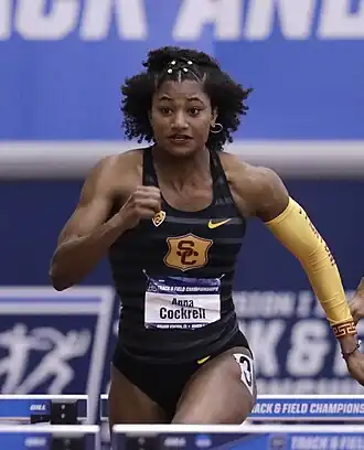 Wegen Bahnübertretung wurde Anna Cockrell disqualifiziert